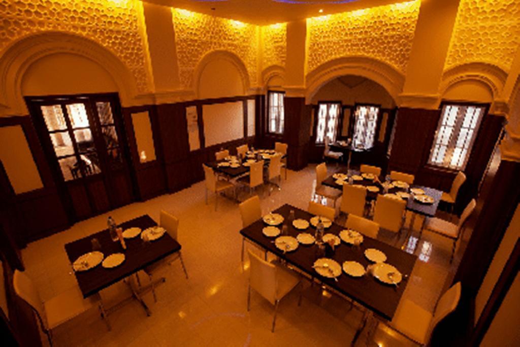 Hotel Dibrugarh Club House Zewnętrze zdjęcie